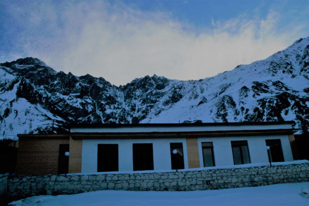 Hotel Noa Kazbegi Exterior photo