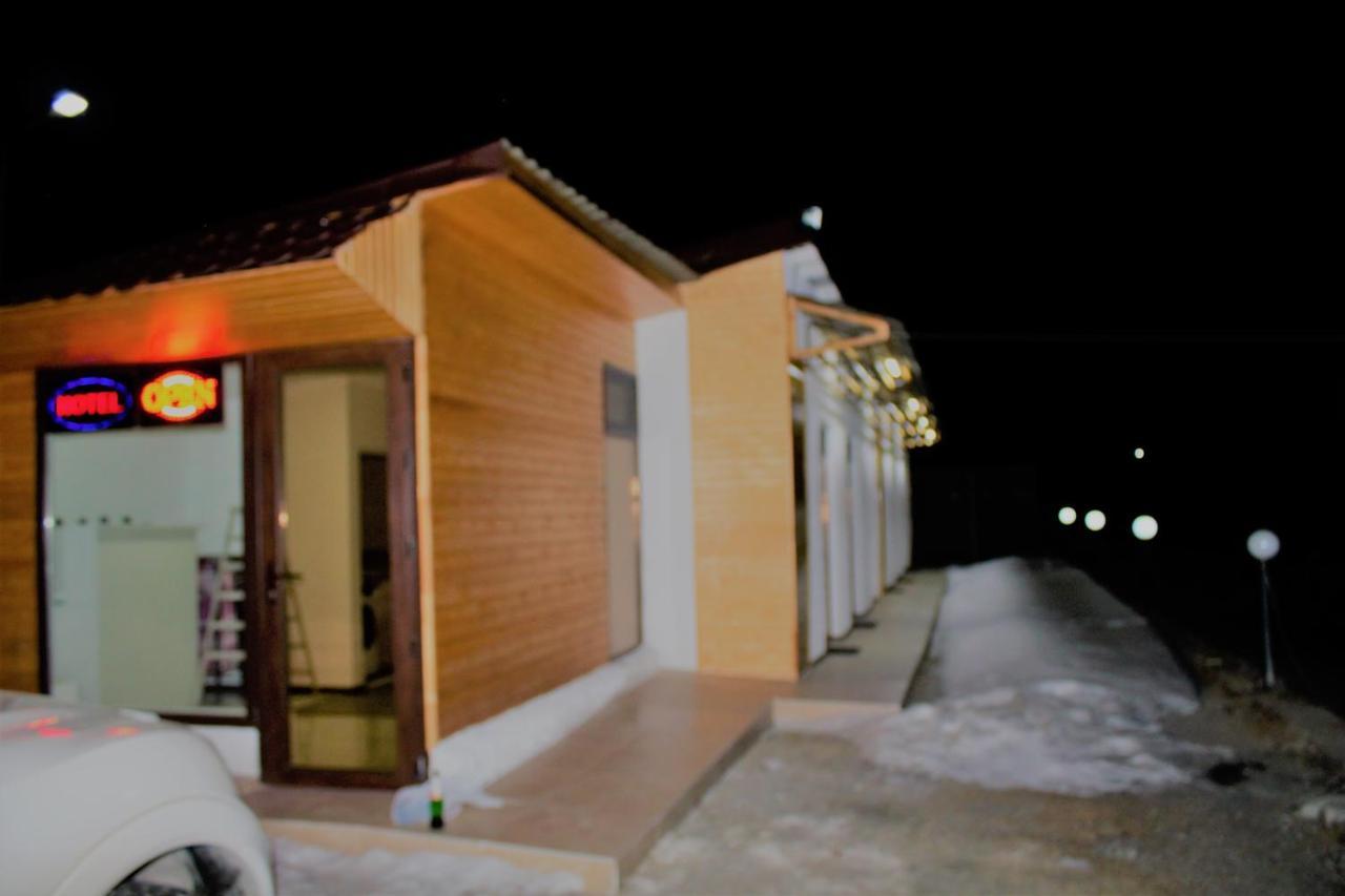 Hotel Noa Kazbegi Exterior photo