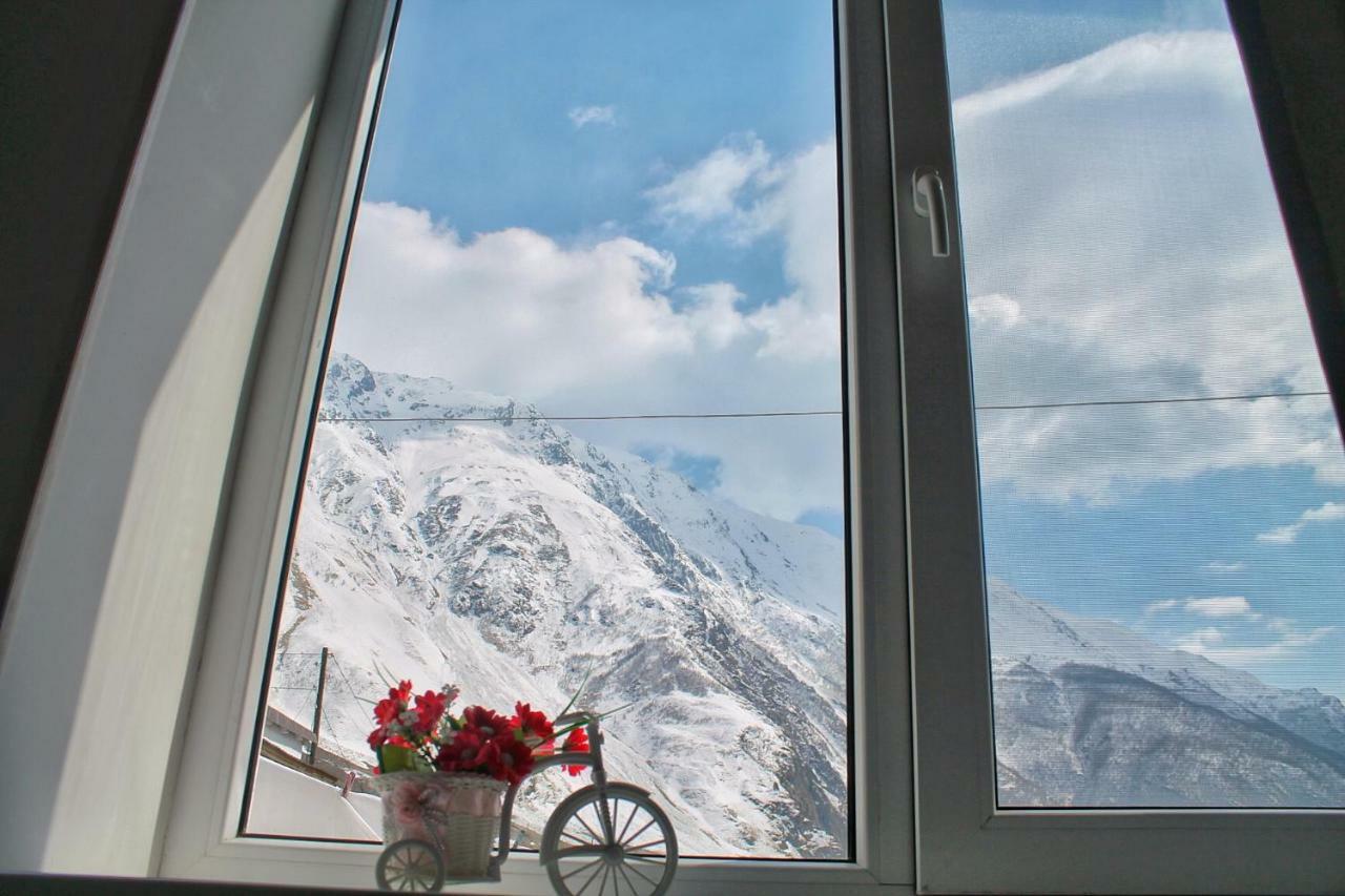 Hotel Noa Kazbegi Exterior photo